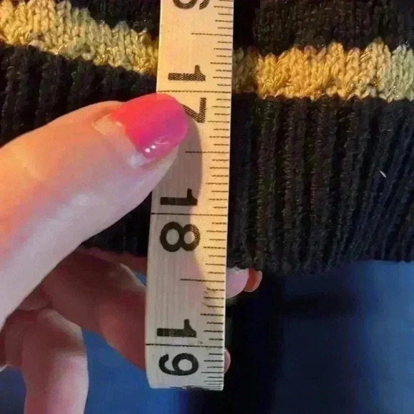 Woman Sweater Black & Gold Horizontal Stripe Long Sleeve Crew Neck Pullover 14 - Picture 8 of 9